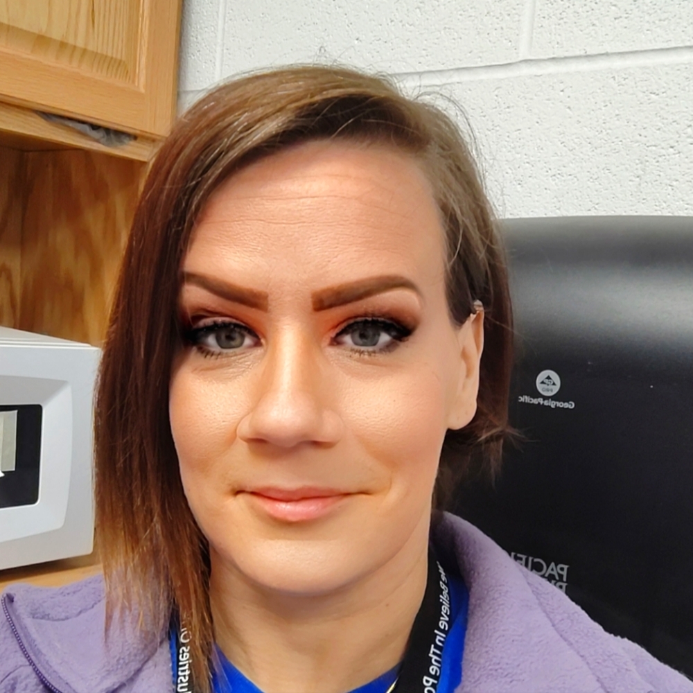 Meet your Posher, Ashley